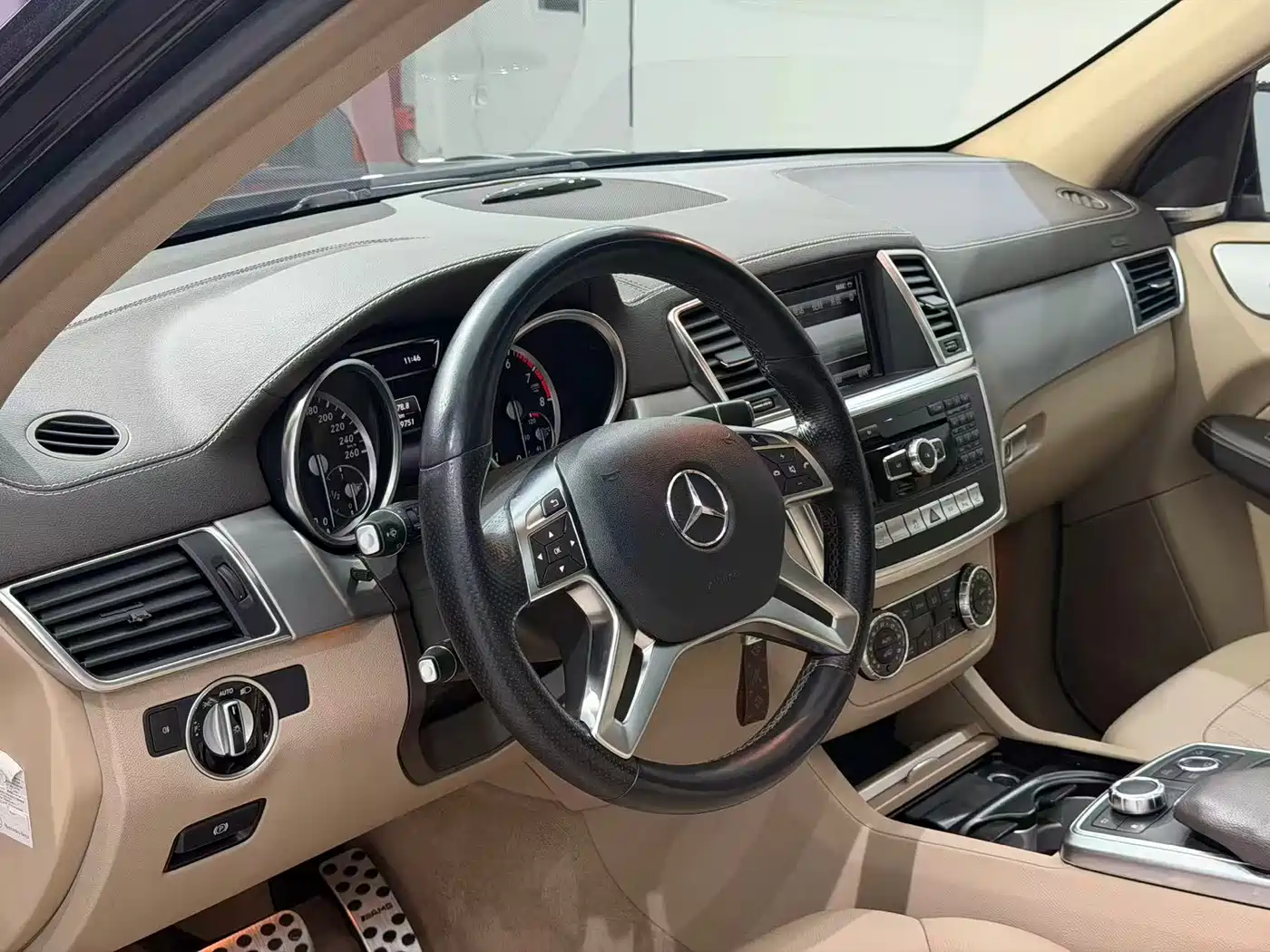 Mercedes-Benz GL-Class 2015 GL 400 4MATIC Sport фото 4