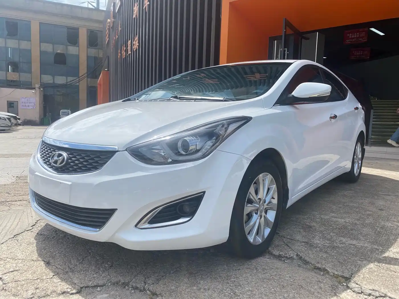Hyundai Langdong 2016 1.6L Automatic Premium Edition