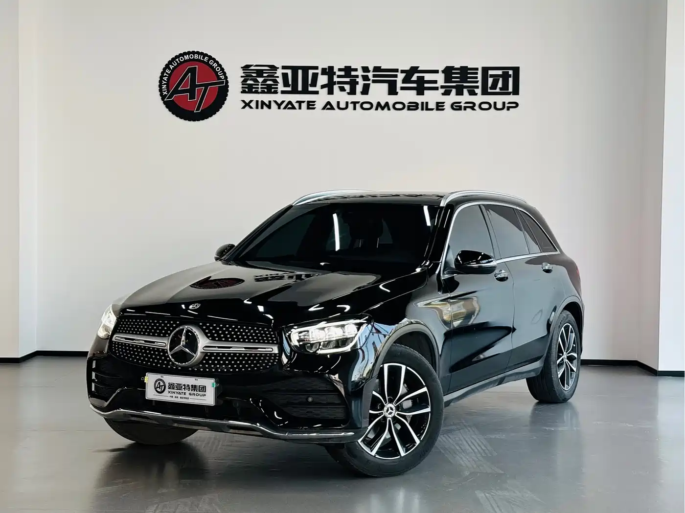 MERCEDES-BENZ GLC