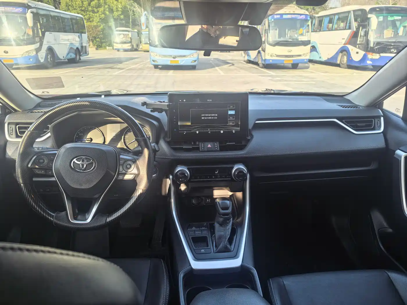 Toyota Wildlander 2021 Hybrid 2.5L E-CVT 2WD Luxury Edition фото 9
