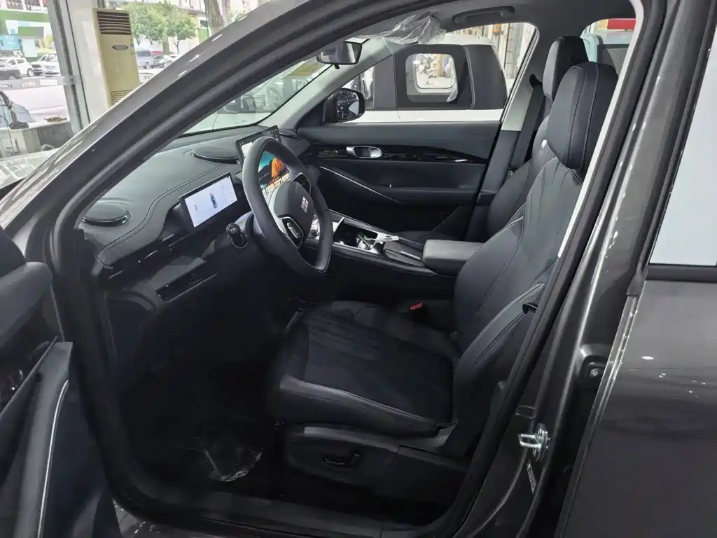 Geely Galaxy Galaxy E5 2026 2026 530km Voyager Edition