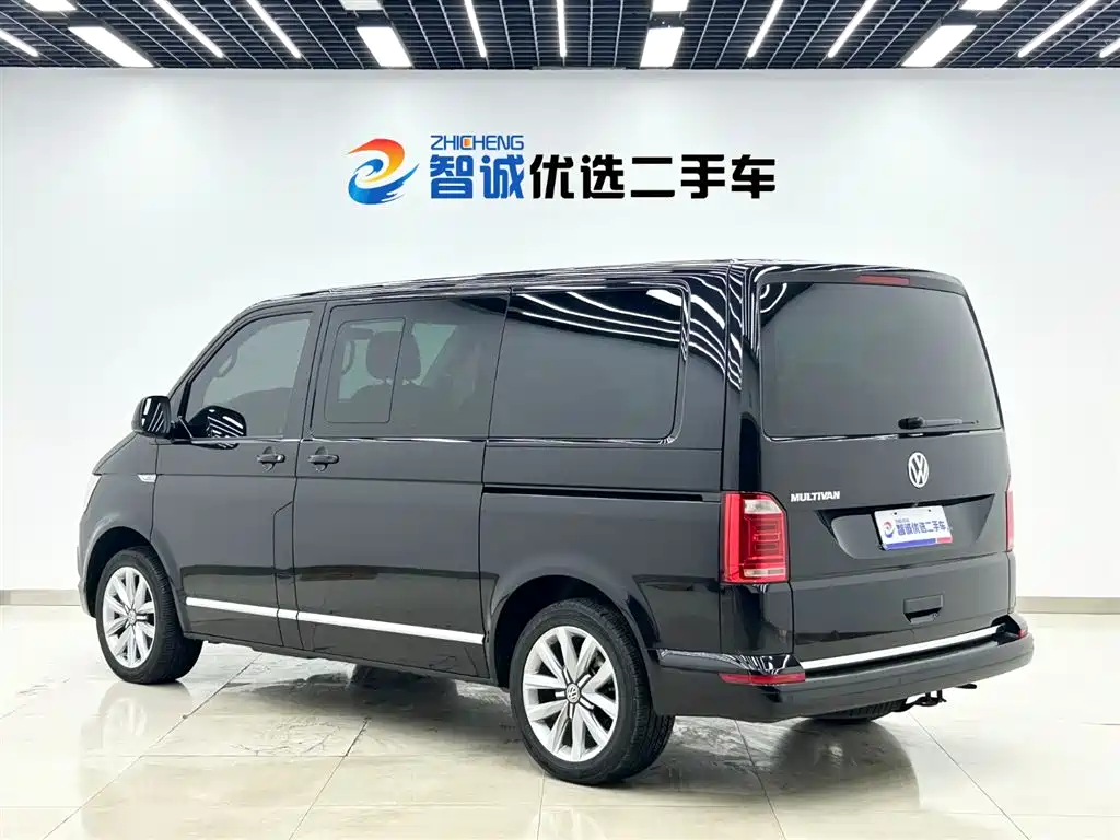 Volkswagen Multivan 2018 2.0TSI 2WD Luxury Edition 7-Seater фото 22