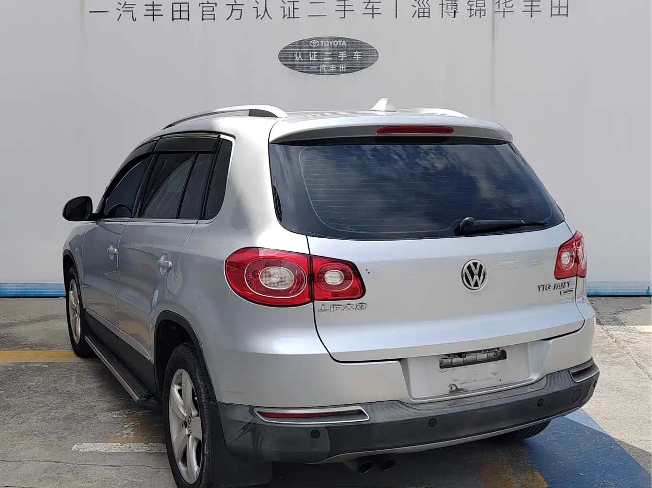 Volkswagen Tiguan 2010 1.8TSI Automatic 2WD Trend фото 2