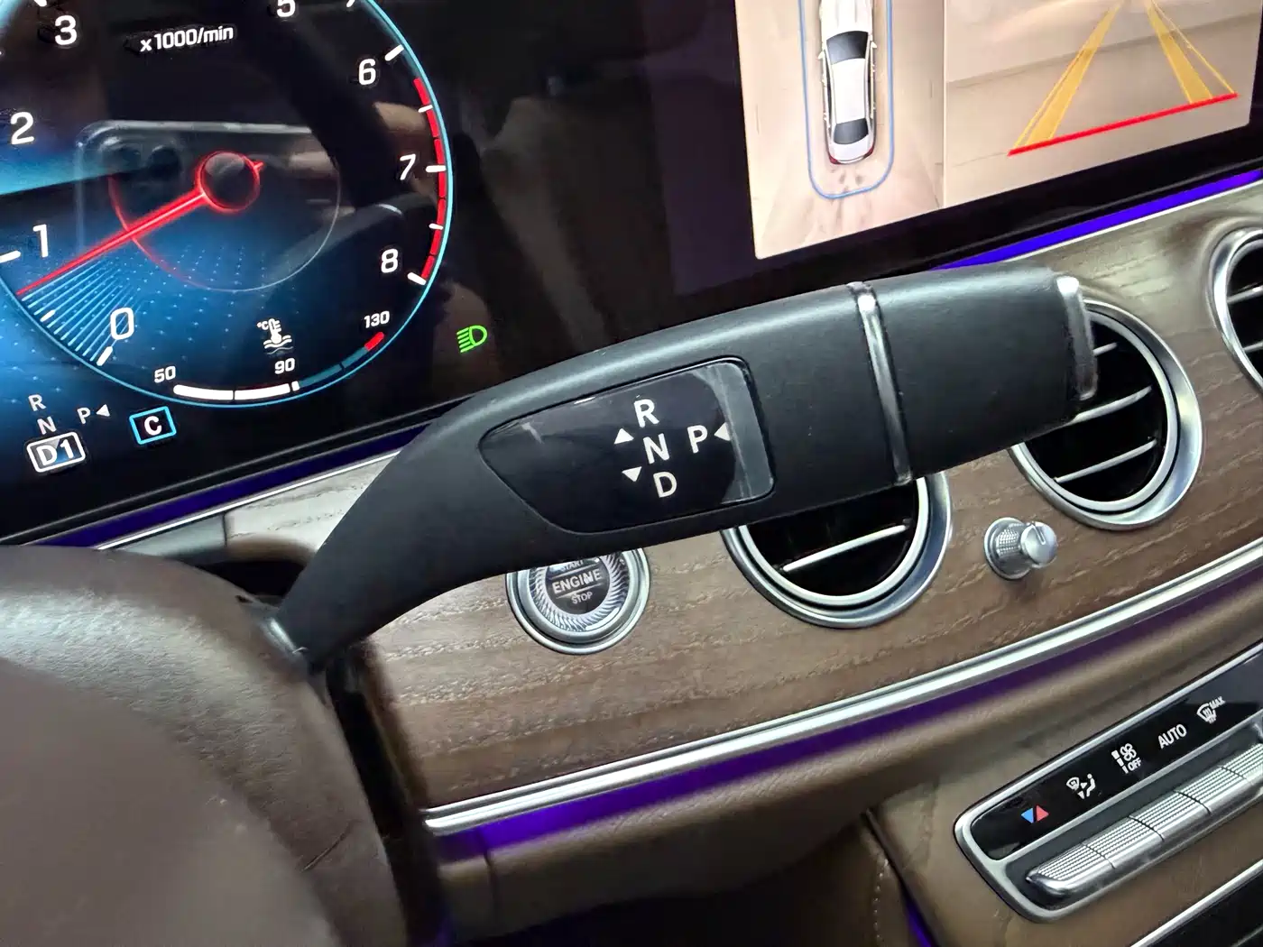 Mercedes-Benz E-Class 2022 E 300 L Luxury фото 16