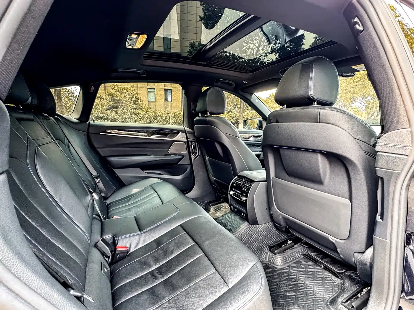 BMW 6 Series GT 2022 Model 630i M Sport Package фото 23