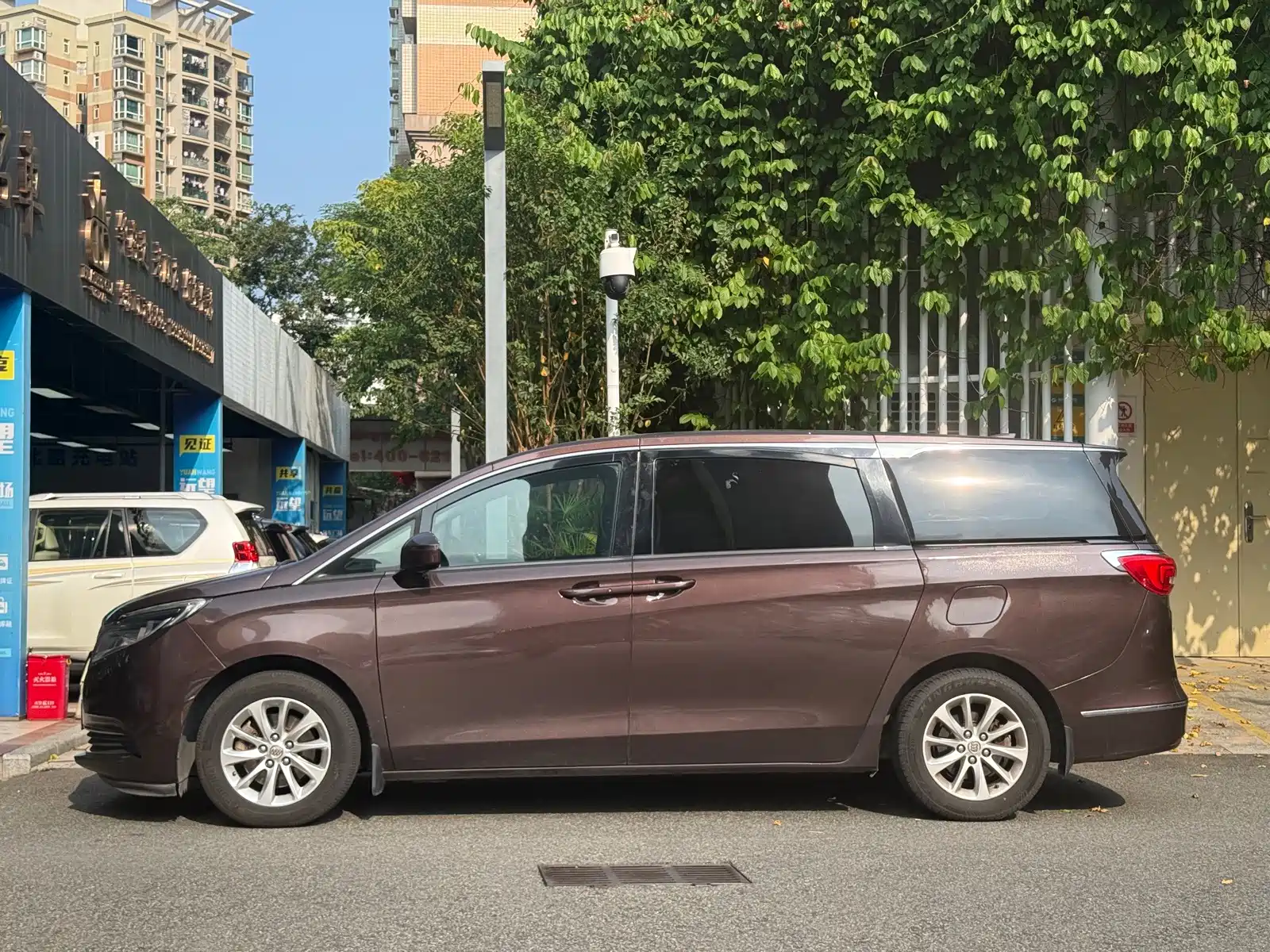 Фото 4 - Buick GL8