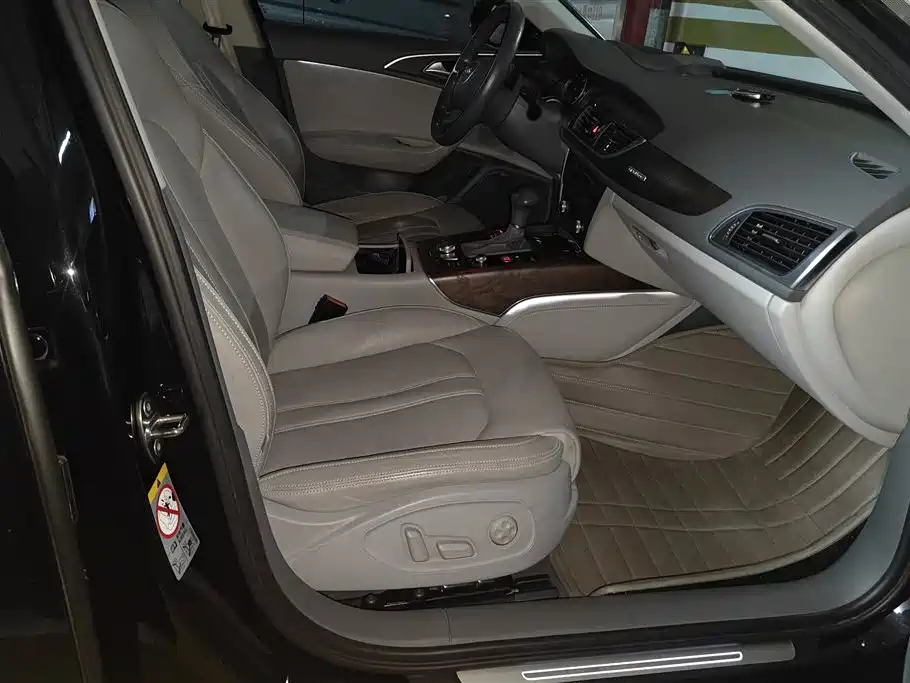 Audi A6L 2014 50 TFSI quattro Luxury фото 8