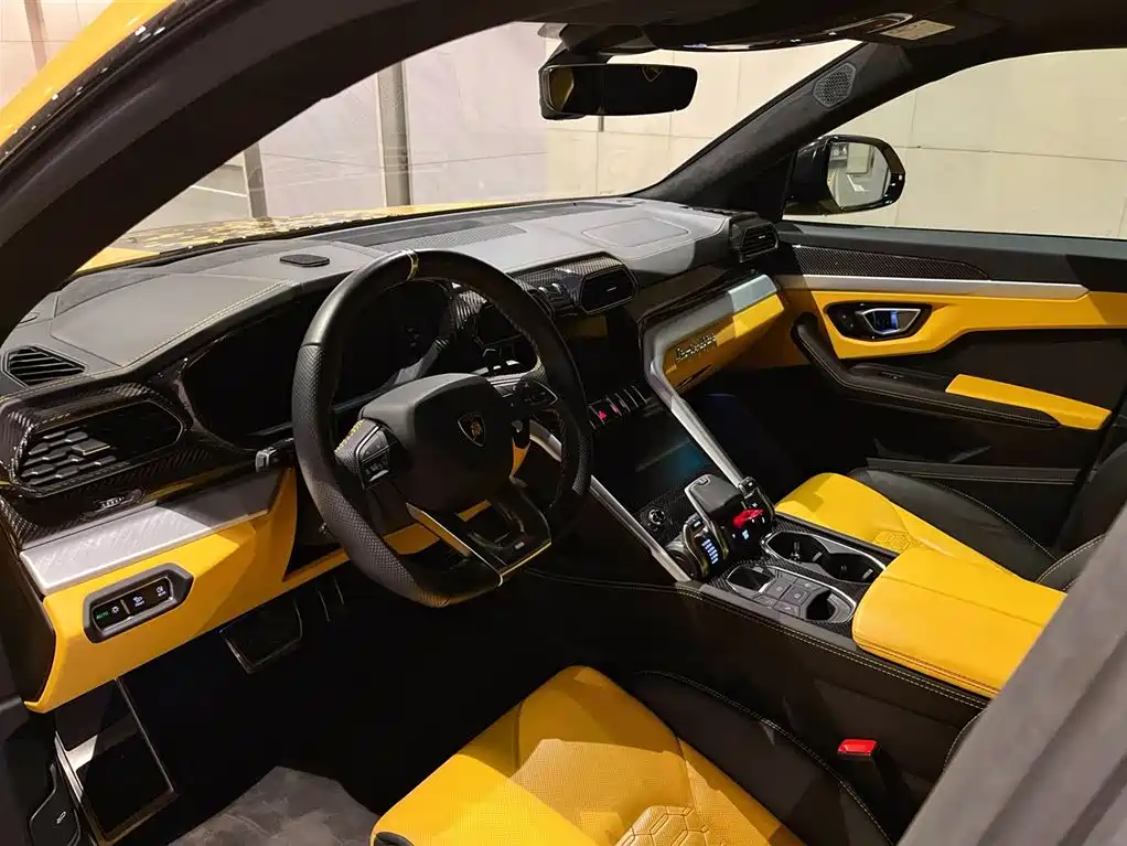 Lamborghini Urus 2021 4.0T V8 фото 6