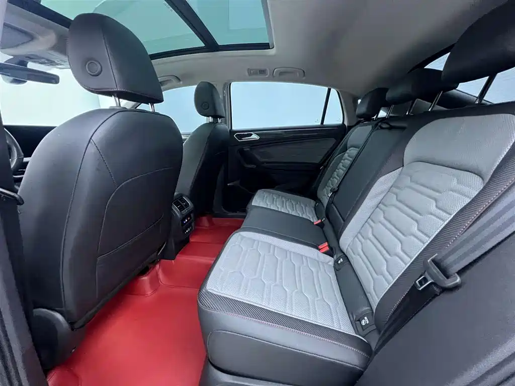 Volkswagen Tiguan X 2022 330TSI 2WD Flagship Edition фото 26