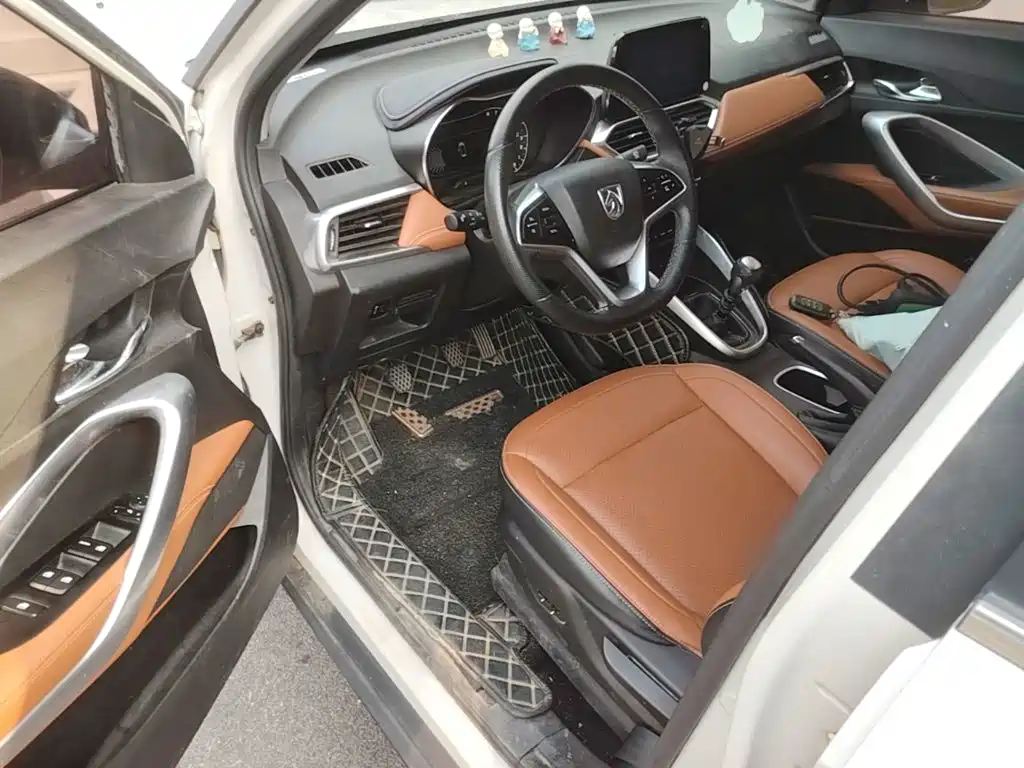 Baojun 510 2018 2017 1.5L Manual Luxury