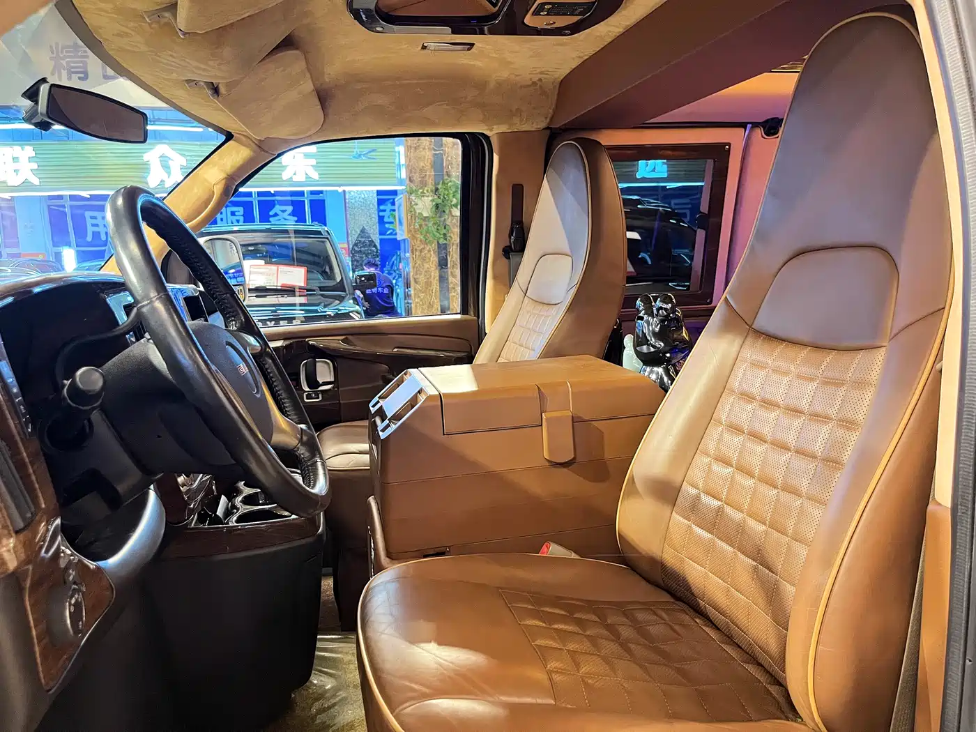 GMC Savana 2014 2015 5.3L G660S 4WD Elegance Edition