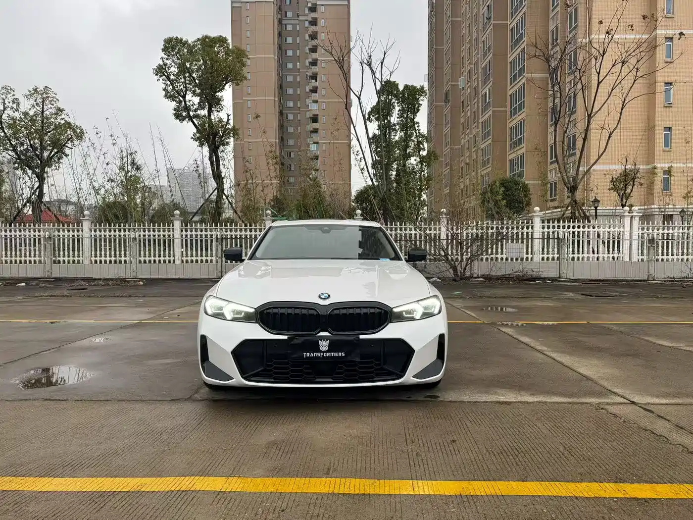 BMW 3 Series 2025 330Li M Sport Night Edition