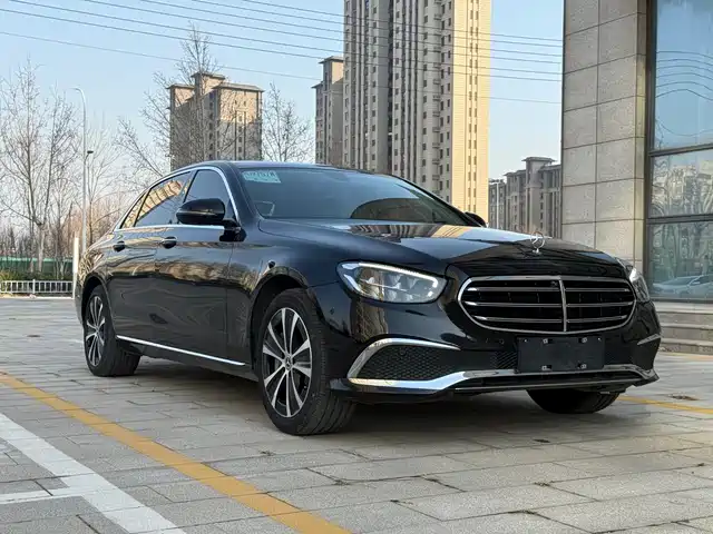 Mercedes-Benz Mercedes-Benz E-Class New Energy 2022 E 350 e L Plug-in Hybrid Sedan