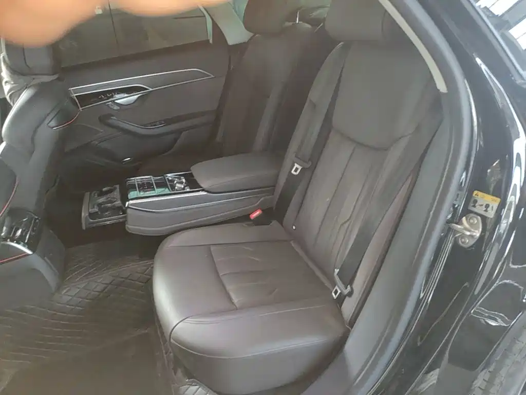 Audi A8 2025 2024 Model A8L 45 TFSI quattro Luxury