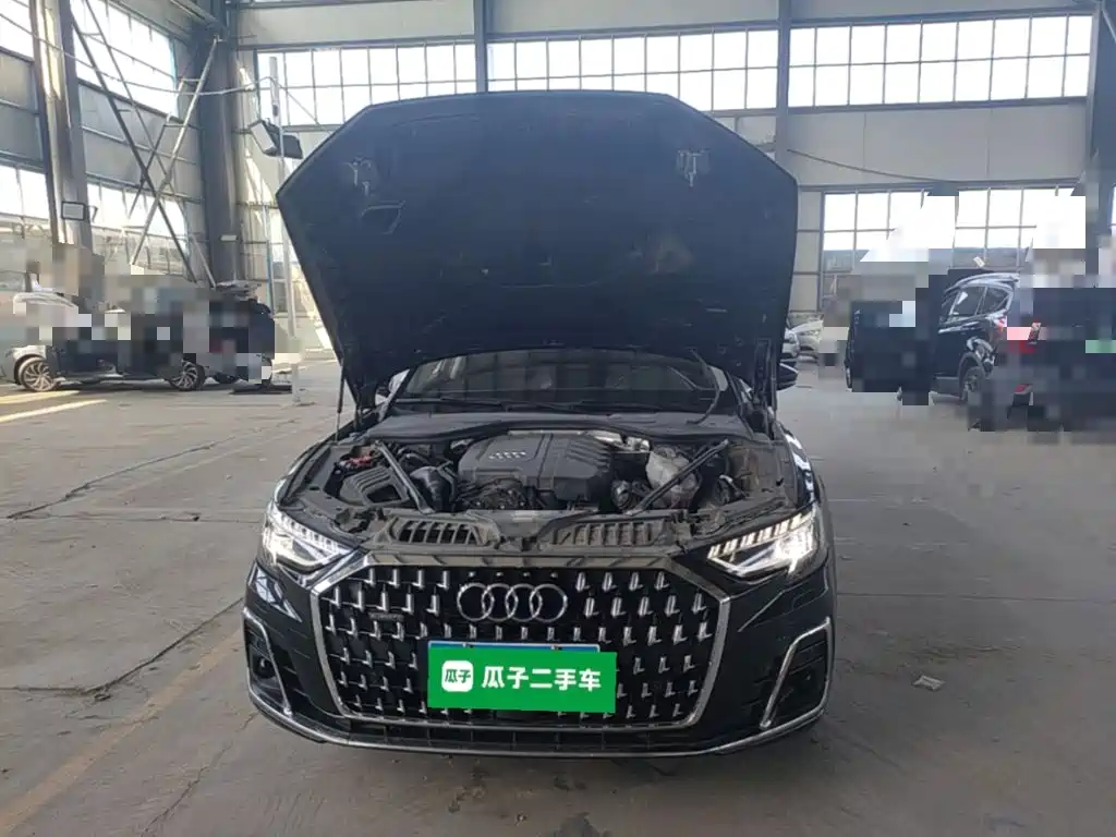 Audi A8 2025 2024 Model A8L 45 TFSI quattro Luxury