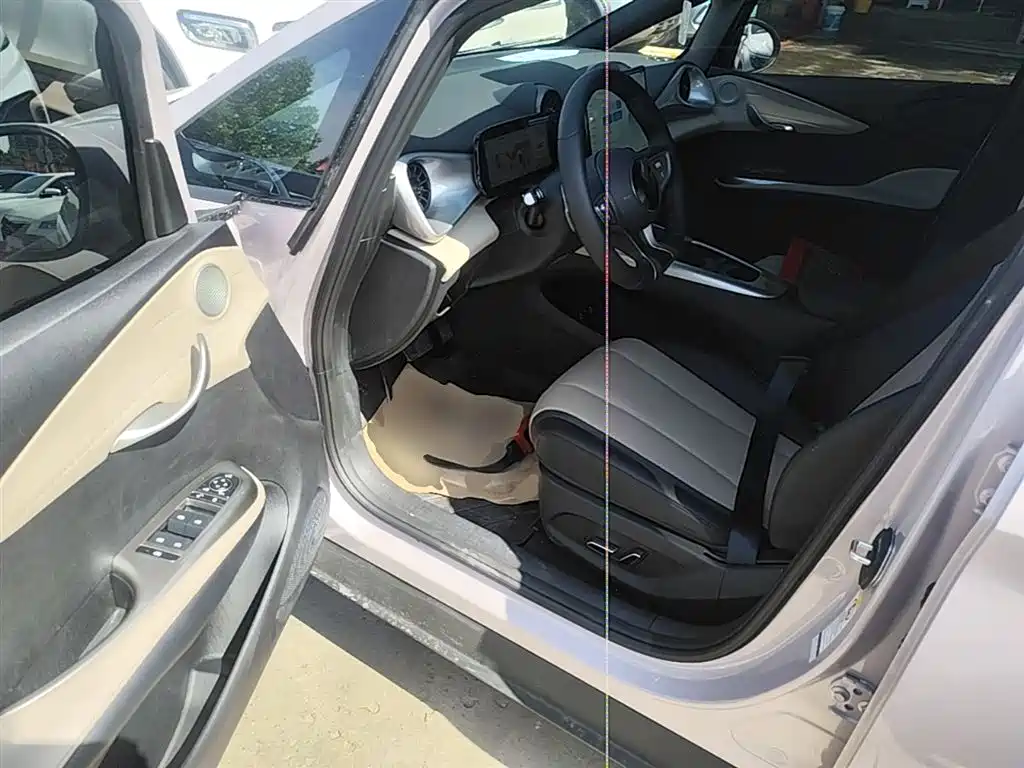 BYD Dolphin 2025 Smart Drive Edition 410km Fashion Version фото 16