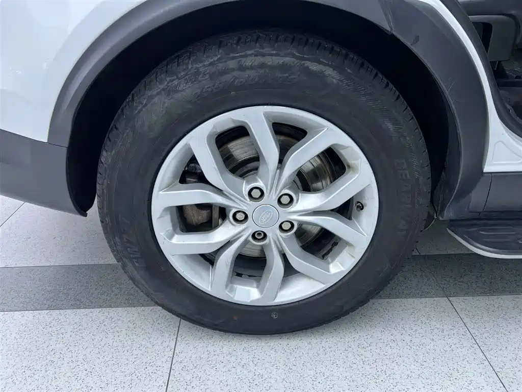 Land Rover Discovery 2017 3.0 SC V6 SE фото 9