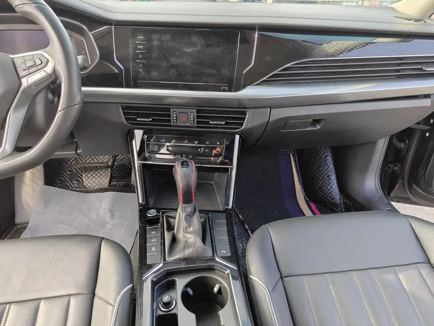 Volkswagen Passat 2022 330TSI Starlight Elite Edition фото 14