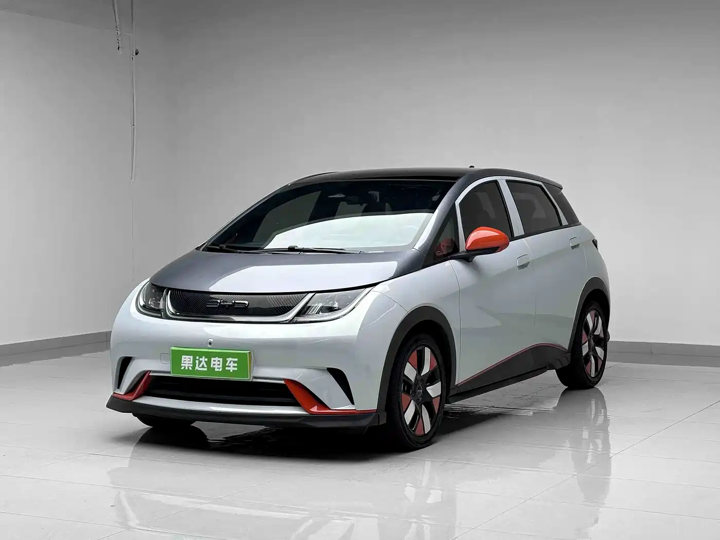BYD Dolphin 2023 401km Knight Edition