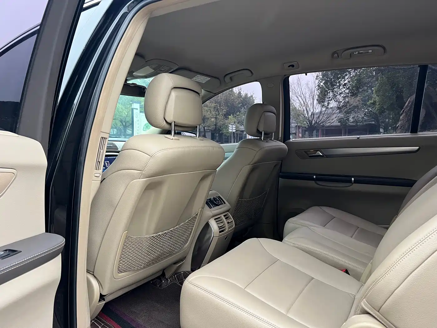 Mercedes-Benz R-Class 2011 R 300 L Business Class фото 9