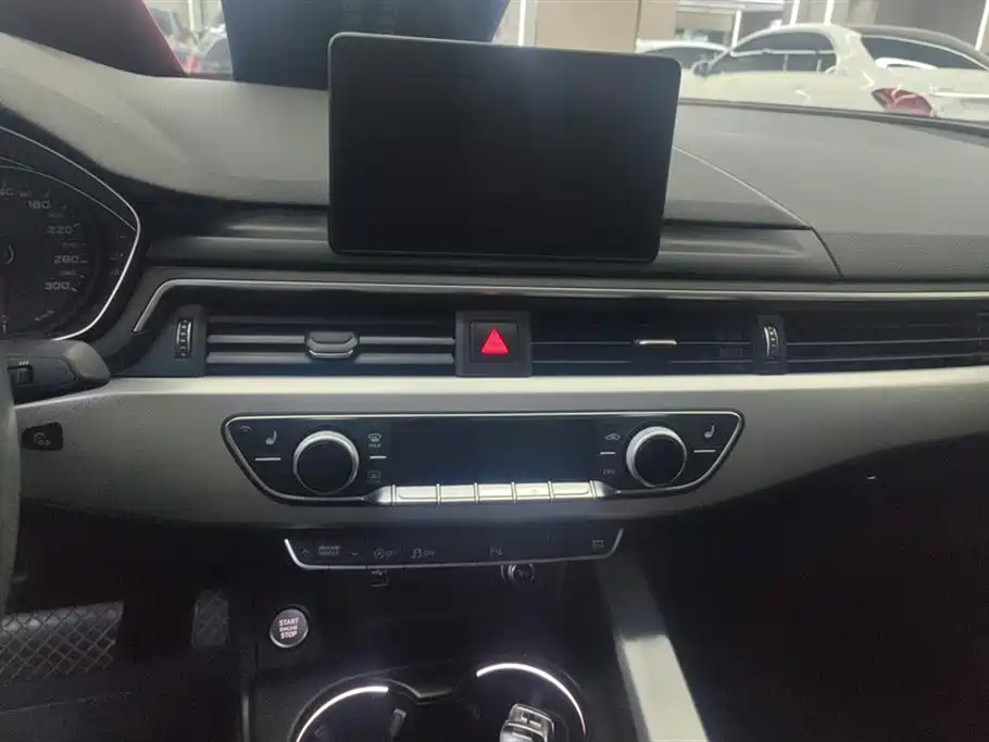 Audi A5 (Import) 2019 Sportback 40 TFSI Fashion фото 13