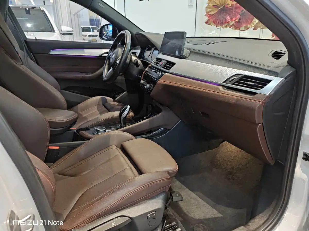 BMW X2 2021 Facelift sDrive25i Shadow Night Edition фото 9