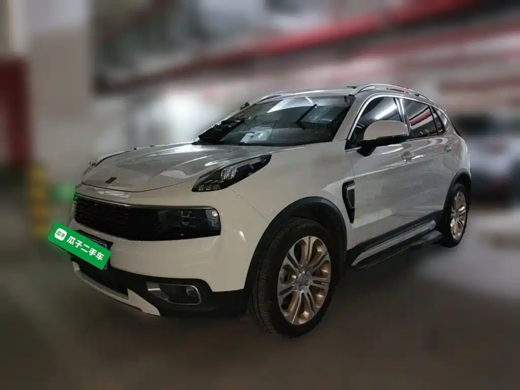 Lynk & Co 01 2017 — пригон из Китая