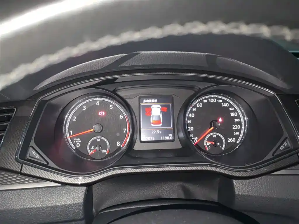 Volkswagen Passat 2016 330TSI DSG Executive Edition фото 8