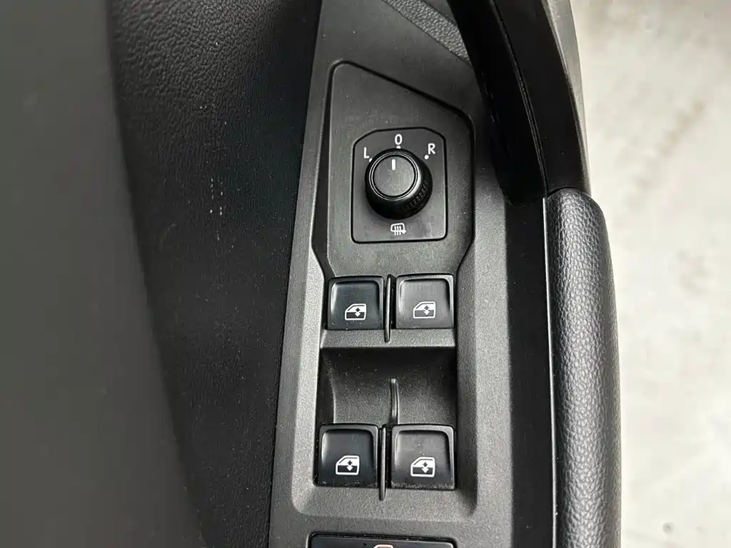 Volkswagen Tharu 2021 Model 280TSI 2WD Comfort Edition фото 16