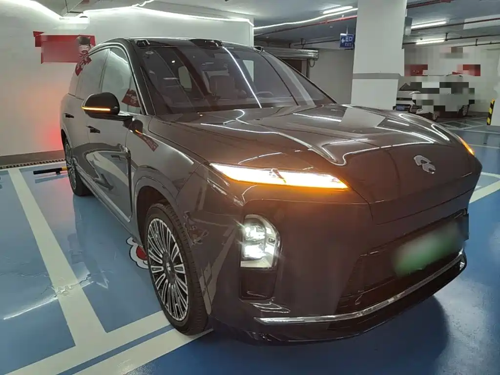 Фото 4 - NIO ES8