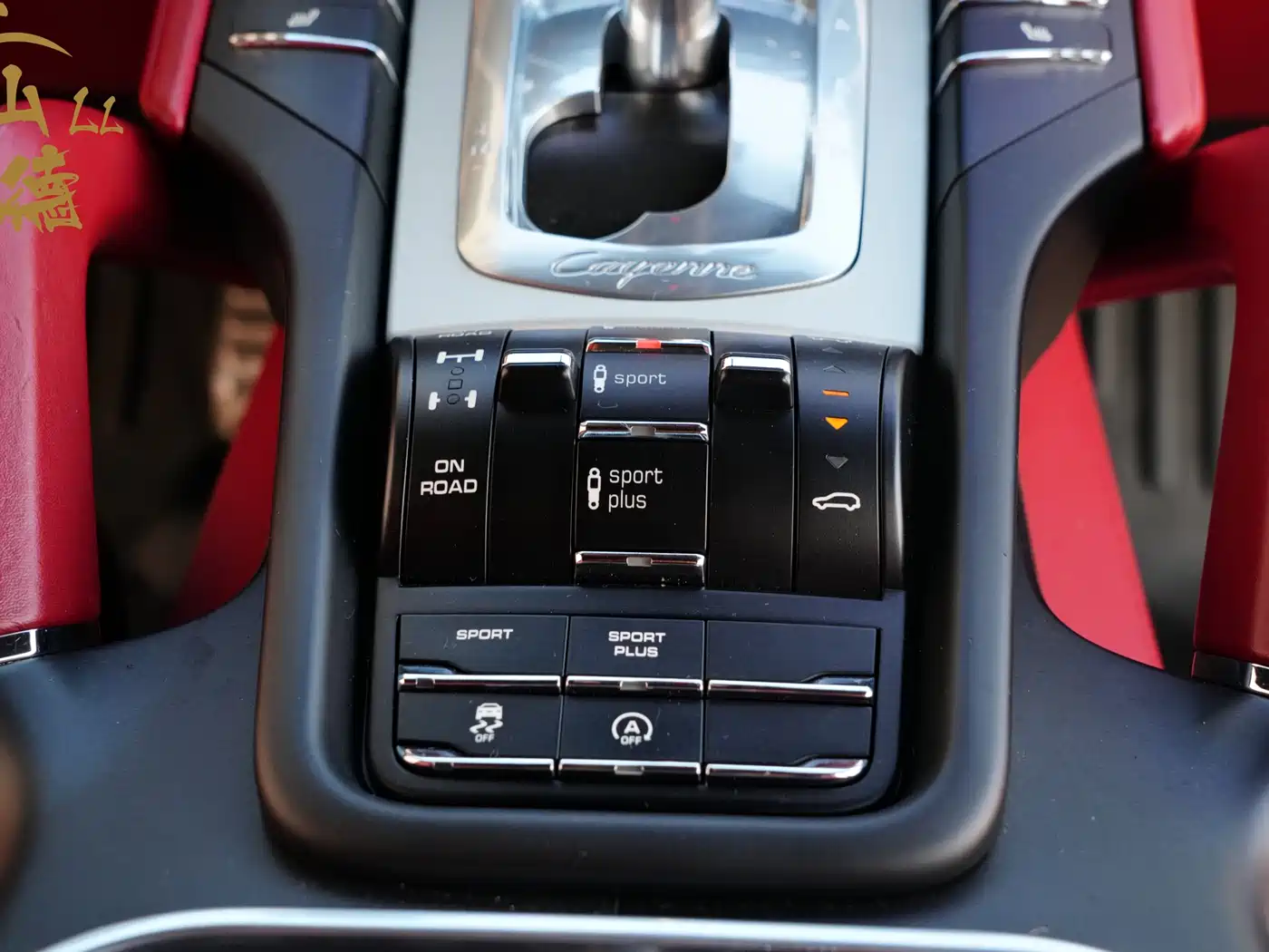 Porsche Cayenne 2015 Cayenne Turbo 4.8T фото 14