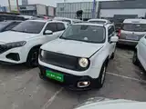 Photo 1 - Jeep Renegade