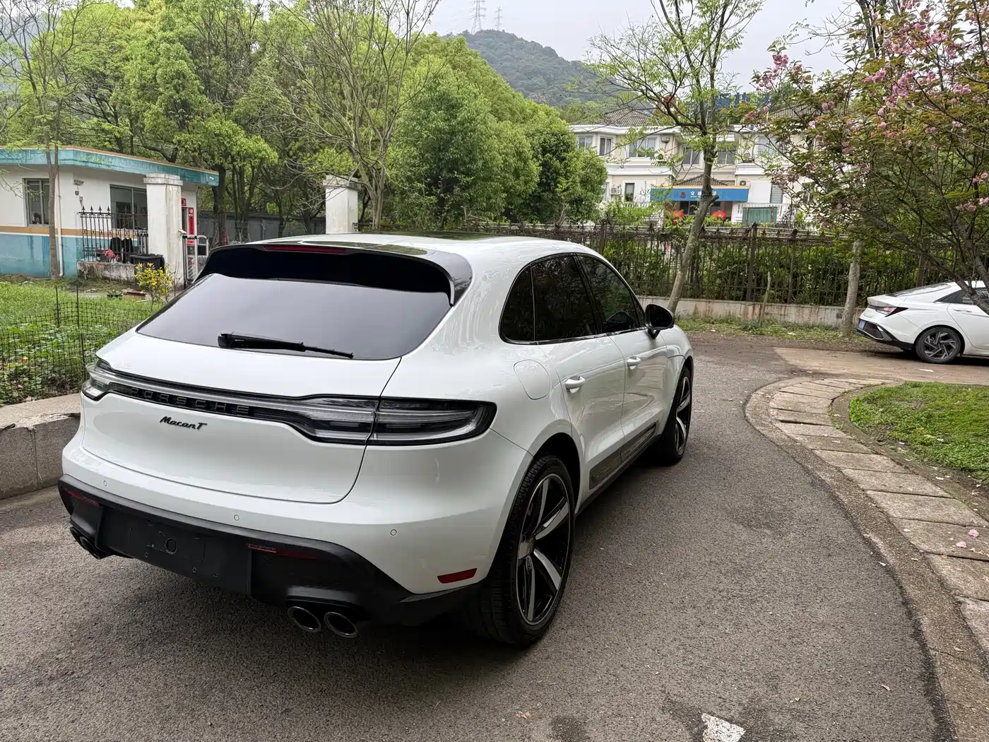 Porsche Macan 2023 Macan T 2.0T фото 7