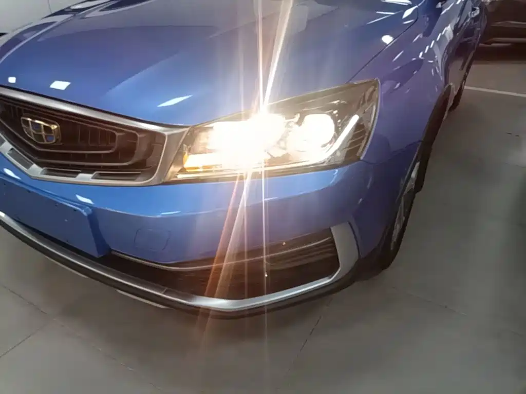 Photo 24 - Geely Vision S1