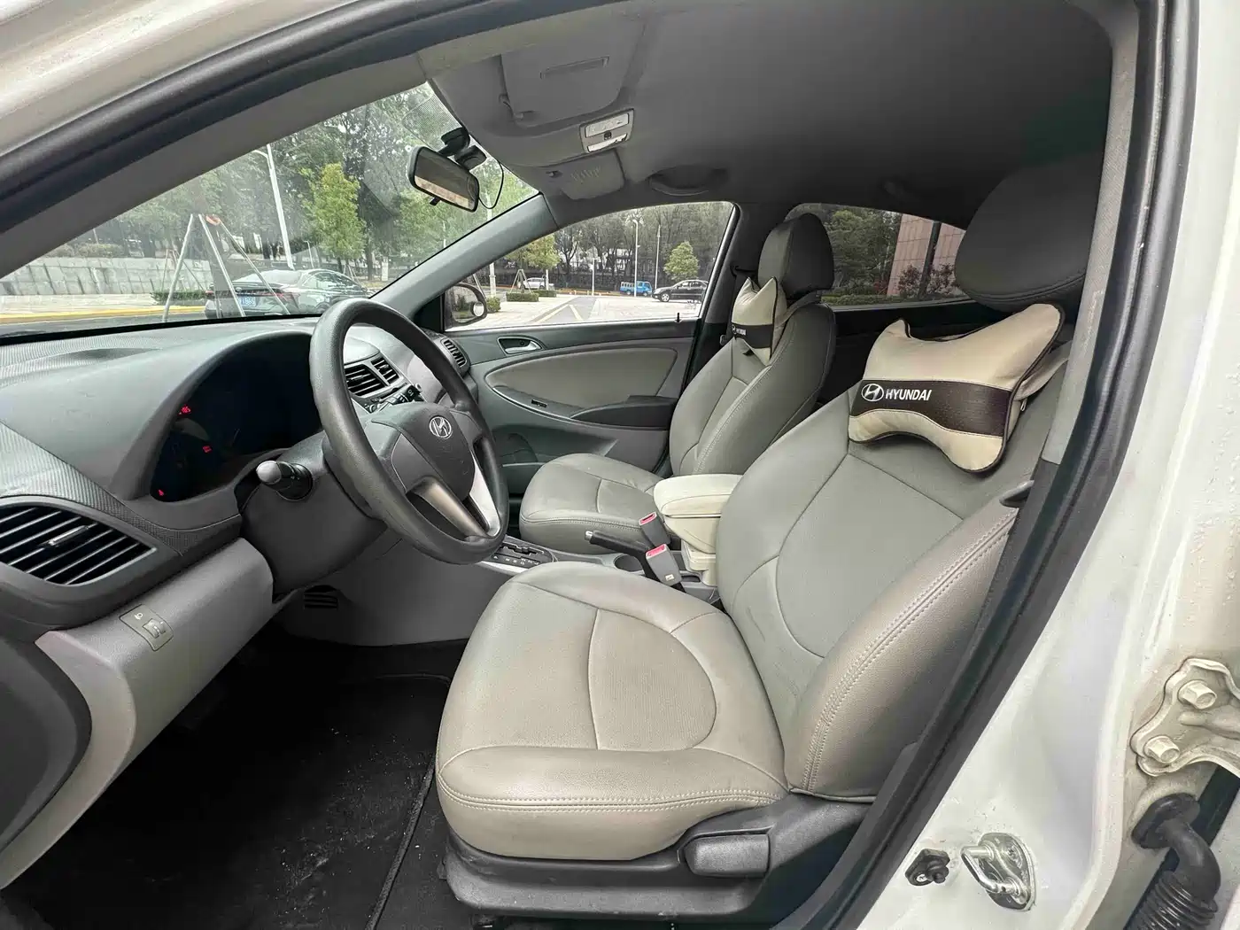 Hyundai Verna 2016 1.4L Automatic Smart GLS фото 9