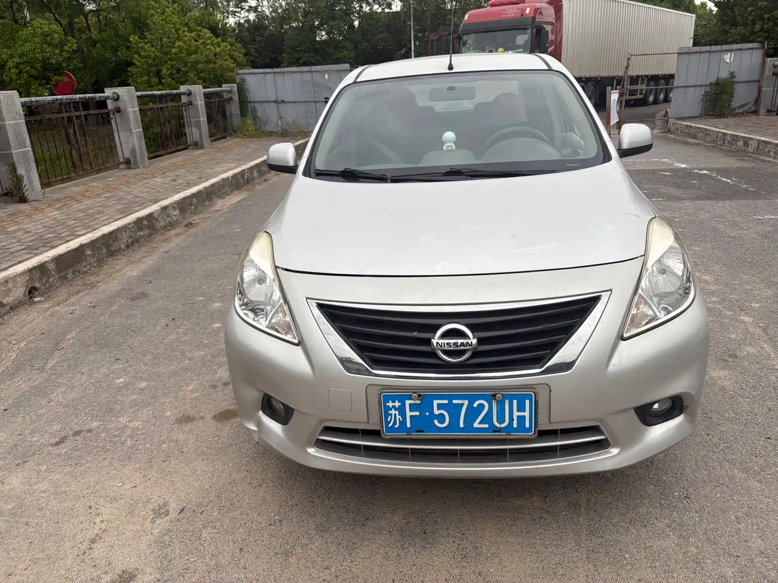 Фото 2 - Nissan Sunny