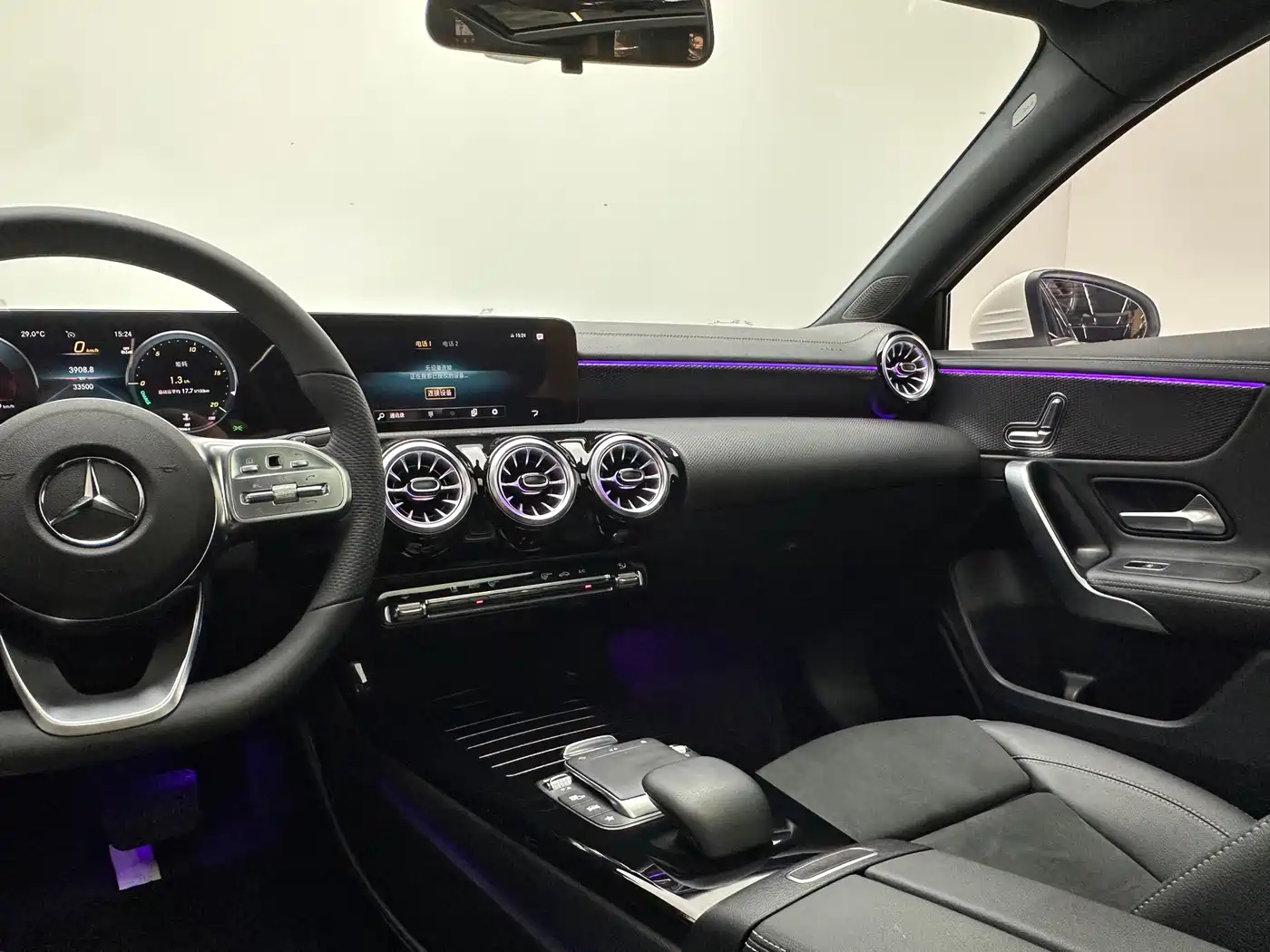 Mercedes-Benz A-Class 2022 Facelift III A 200 L Sport Sedan Fashion фото 15