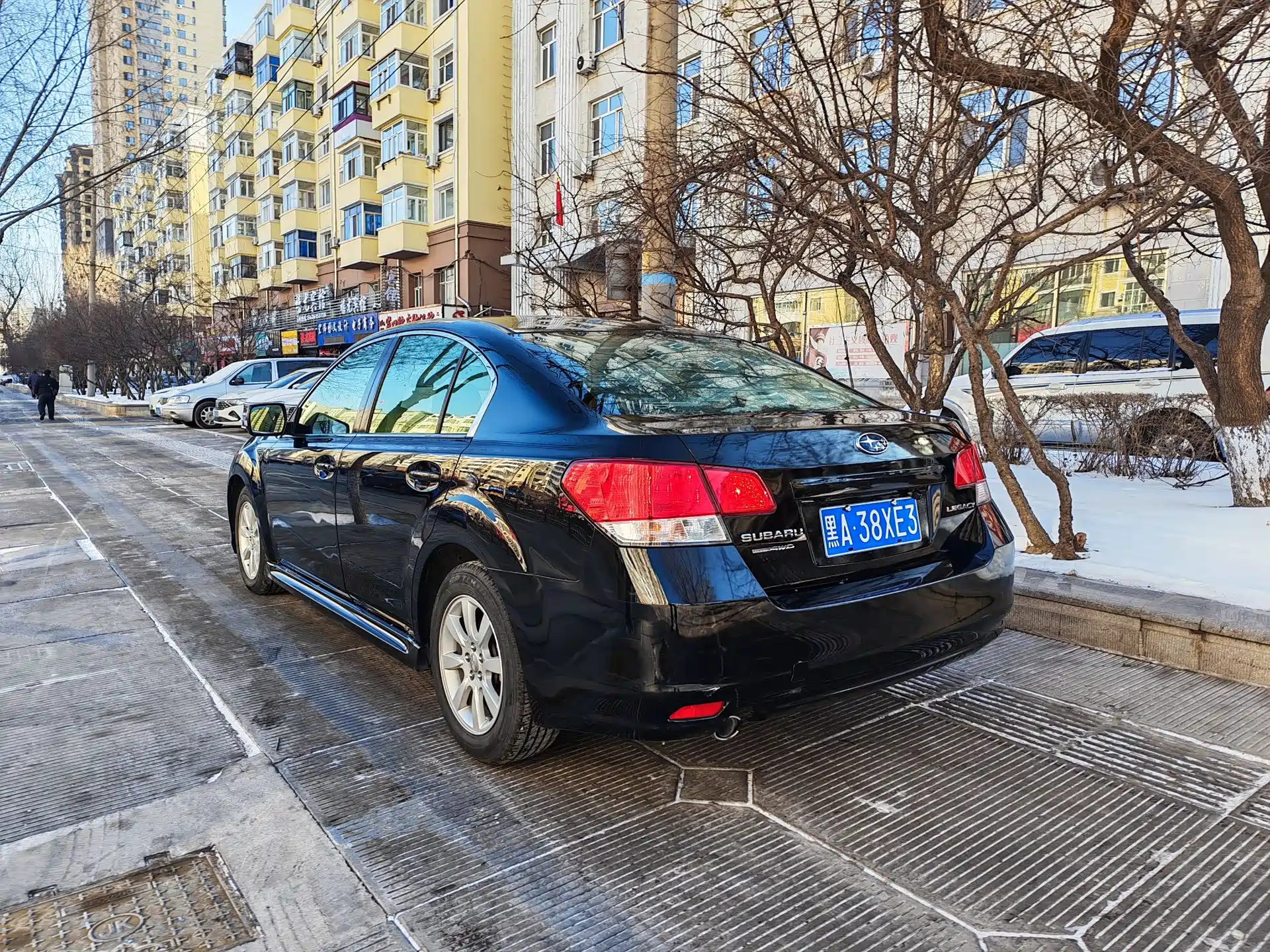 Фото 4 - Subaru Legacy