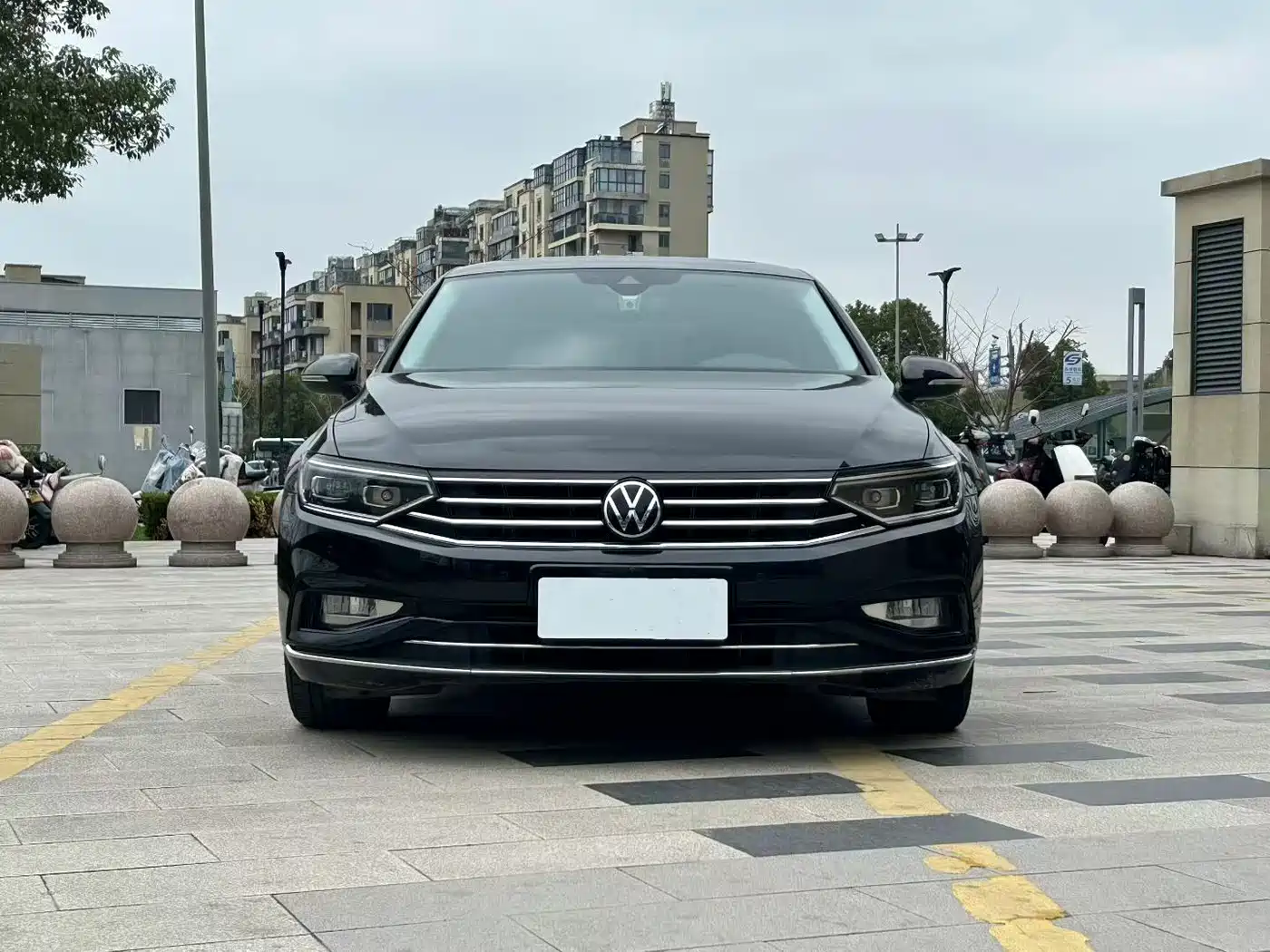 Volkswagen Magotan 2021 330TSI DSG 30th Anniversary Edition фото 2