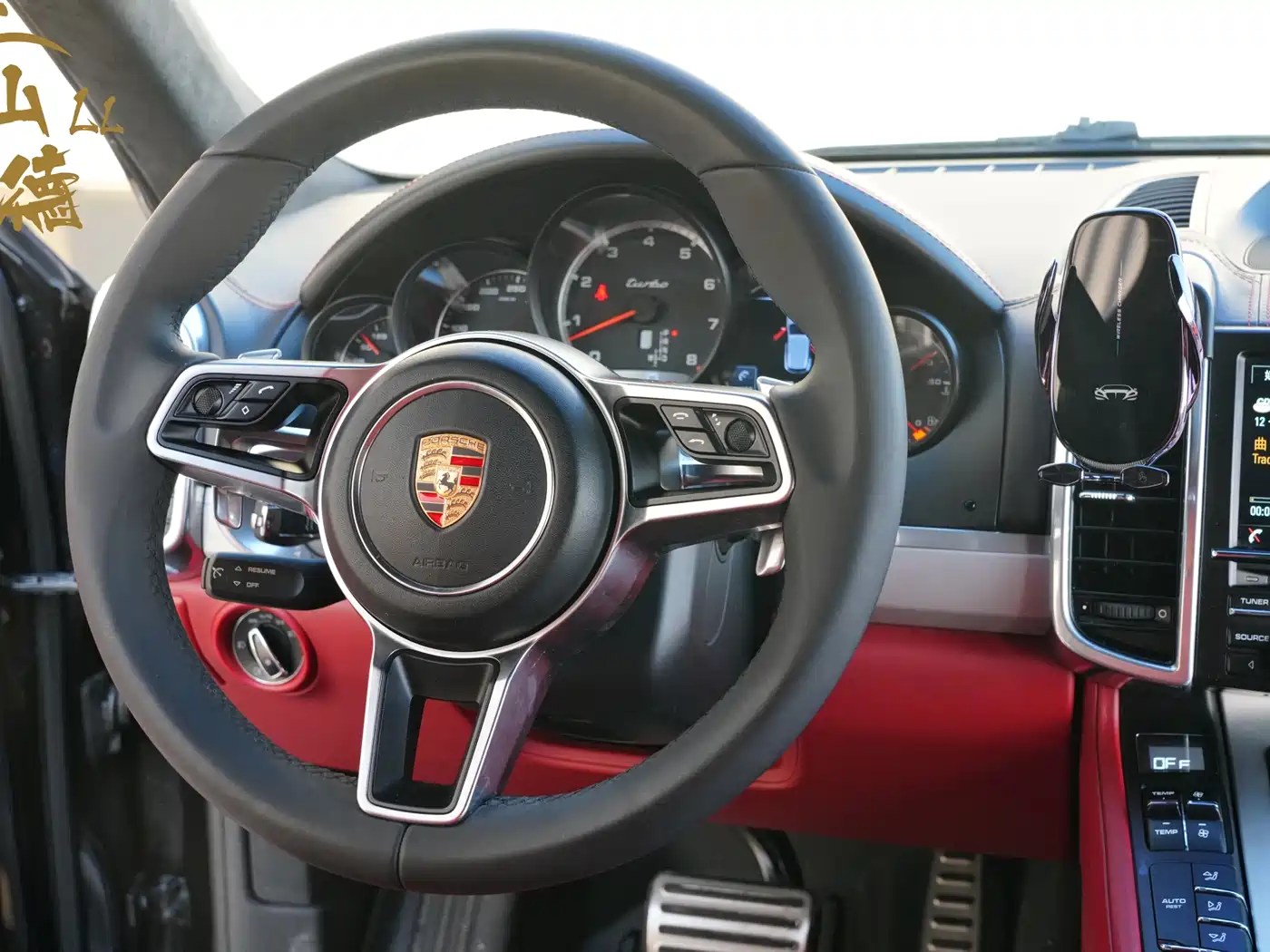 Porsche Cayenne 2015 Cayenne Turbo 4.8T фото 16