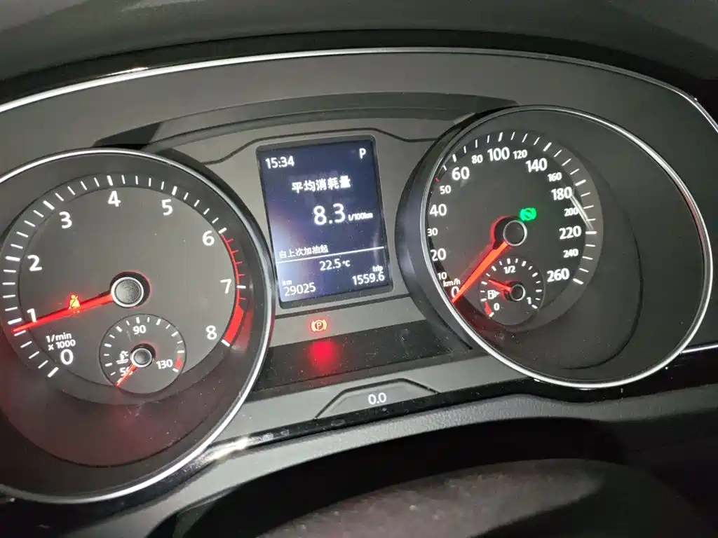 Volkswagen Magotan 2020 330TSI DSG Leading фото 9