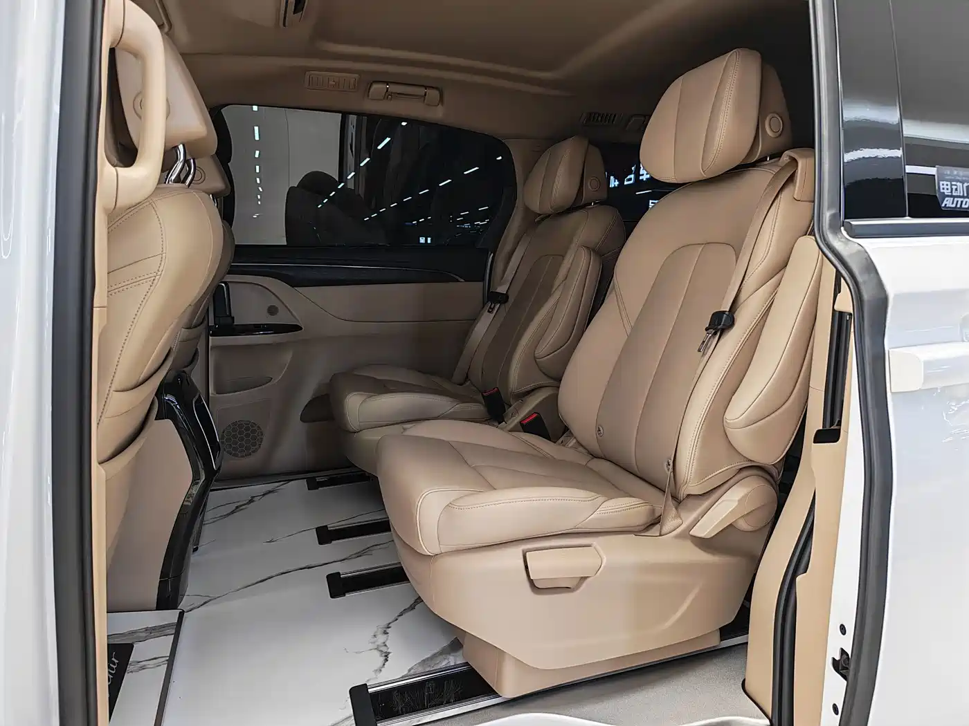 صورة 6 - Buick GL8