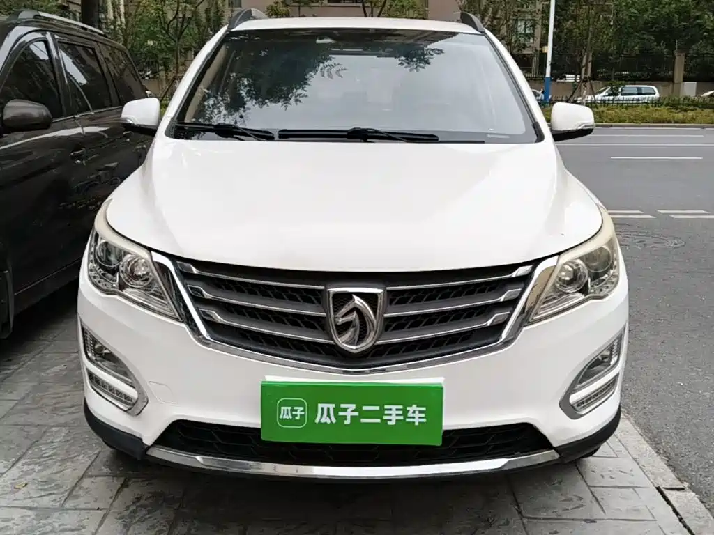 Baojun 560 2017 2016 1.8L iAMT Elite