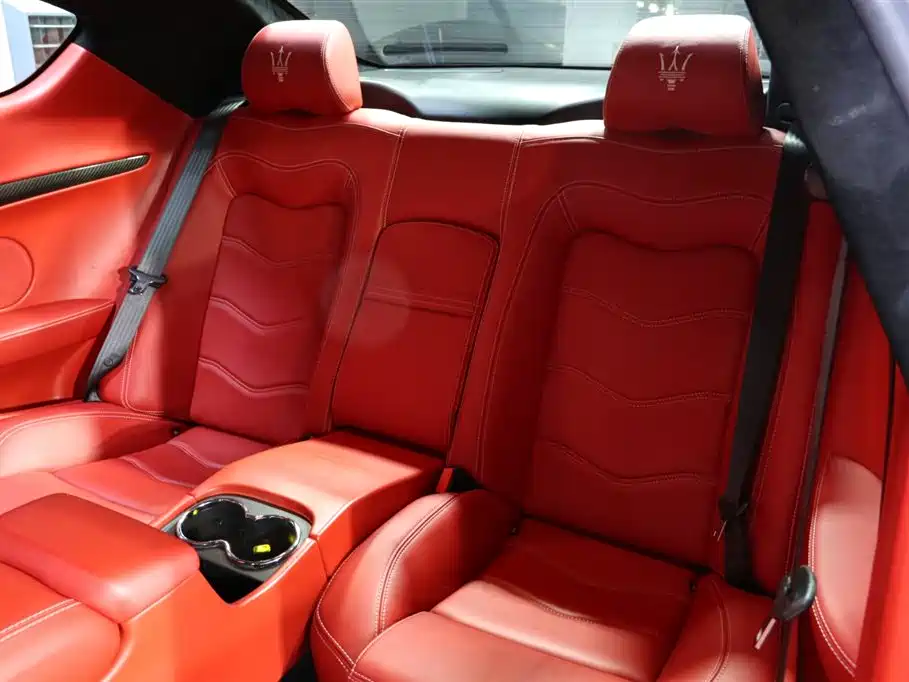 Maserati GranTurismo 2018 2007 4.2L Standard
