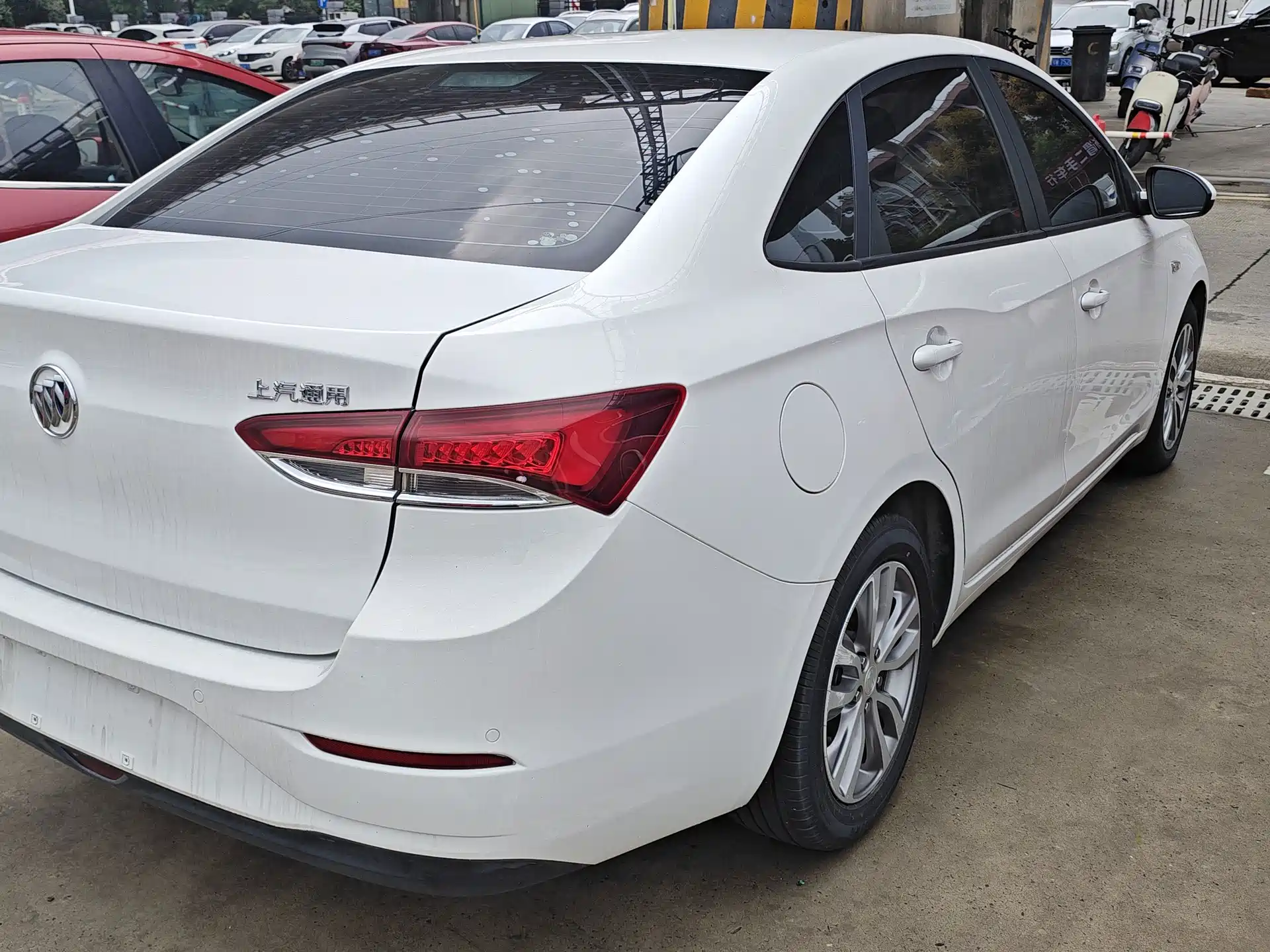 Фото 4 - Buick Excelle