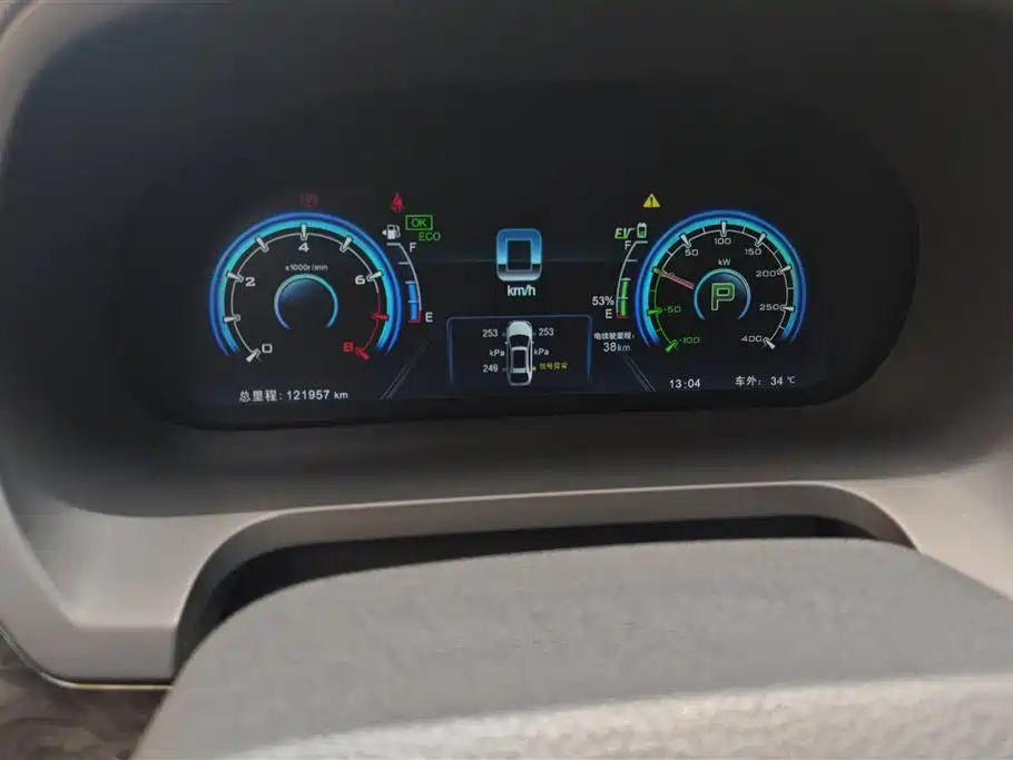 BYD Tang New Energy 2015 2.0T 4WD Flagship фото 14