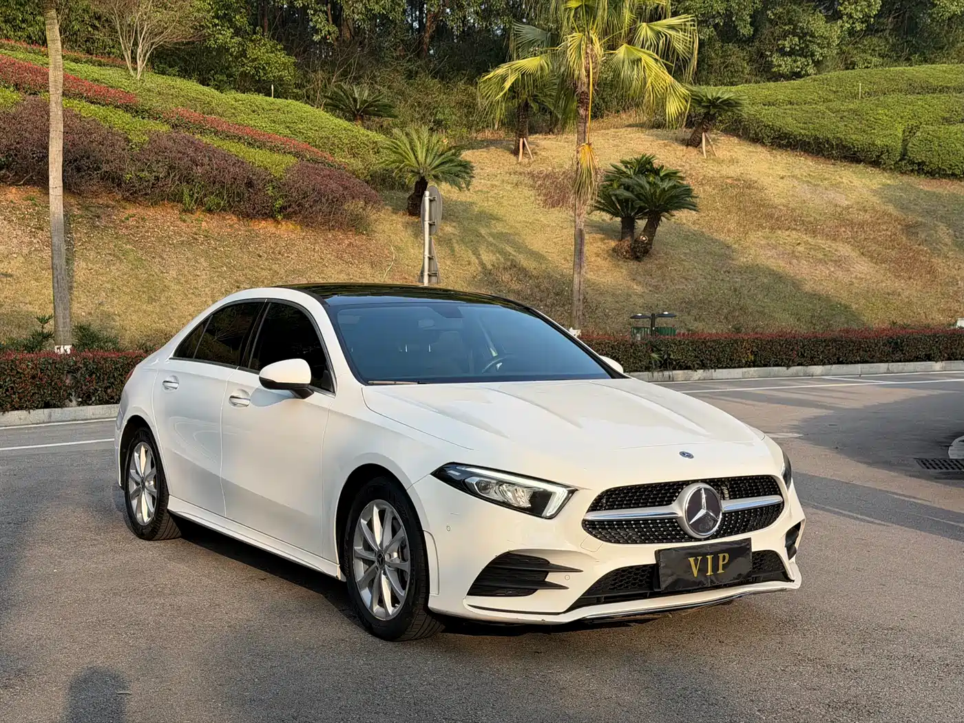 Mercedes-Benz A-Class 2020 A 200 L Sport Sedan фото 3