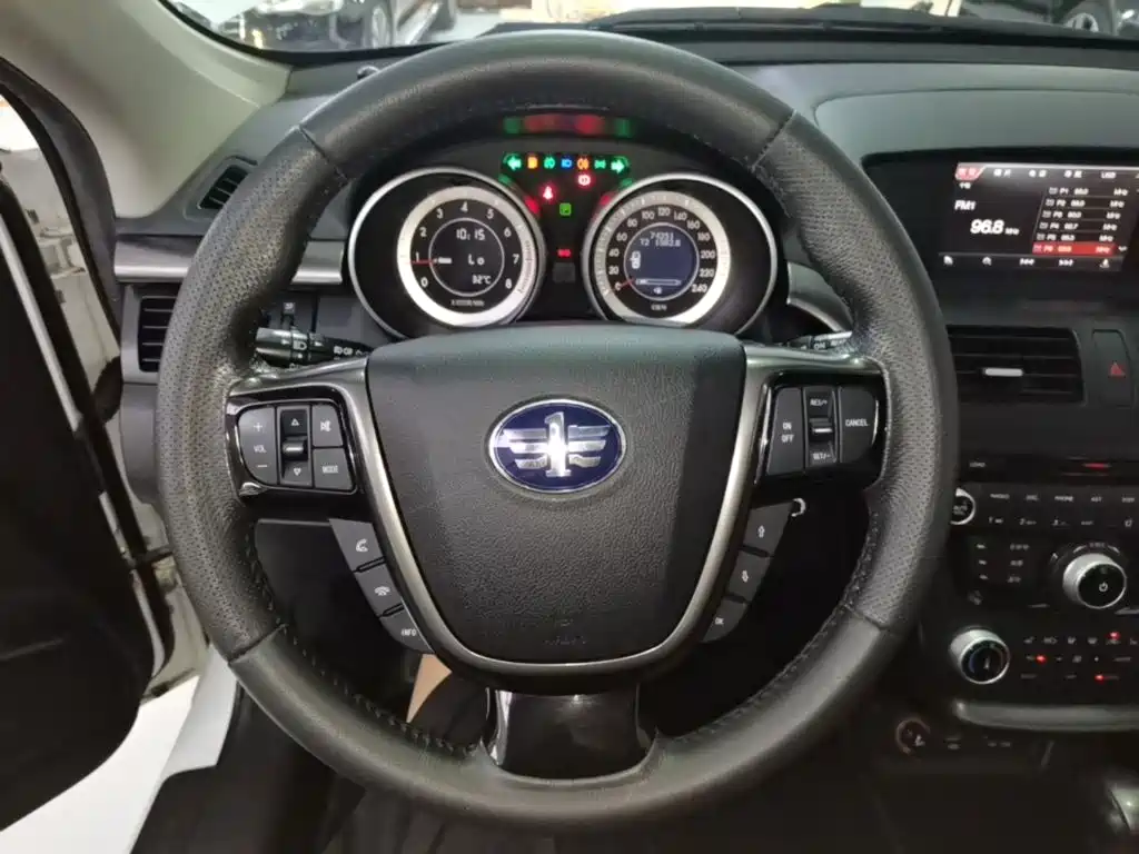 Besturn X80 2016 2016 2.0L Automatic Luxury