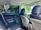 Фото 31 - Toyota RAV4