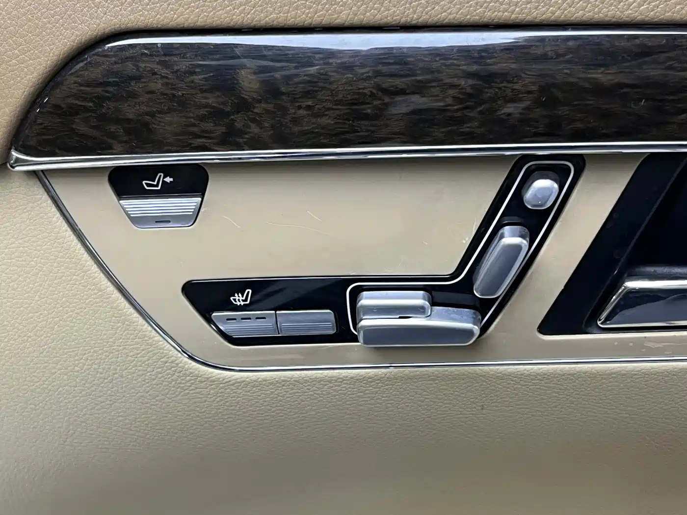 Mercedes-Benz S-Class 2010 S 300 L Business фото 8